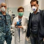 Le maschere dei palombari della Marina militare all’ospedale Sant’Andrea di La Spezia